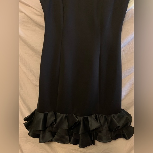 💥Donna Ricco Women’s Ruffled Scuba Dress, Black, ‌‌‌‌‌‌‌‌‌‌‌‌‌‌‌‌‌10 - Picture 8 of 11